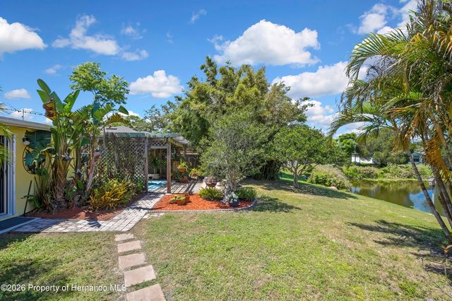 5239 Eagle Drive, Holiday, FL 34690