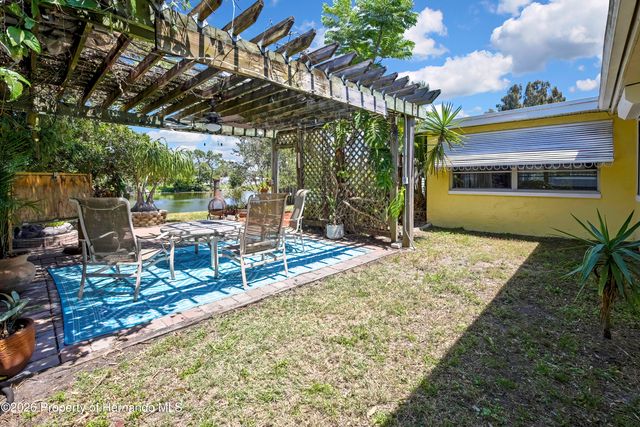 5239 Eagle Drive, Holiday, FL 34690