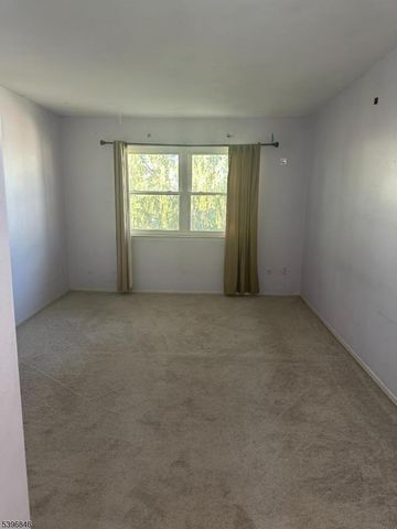30 Judson 8B, Edison Twp., NJ 08837