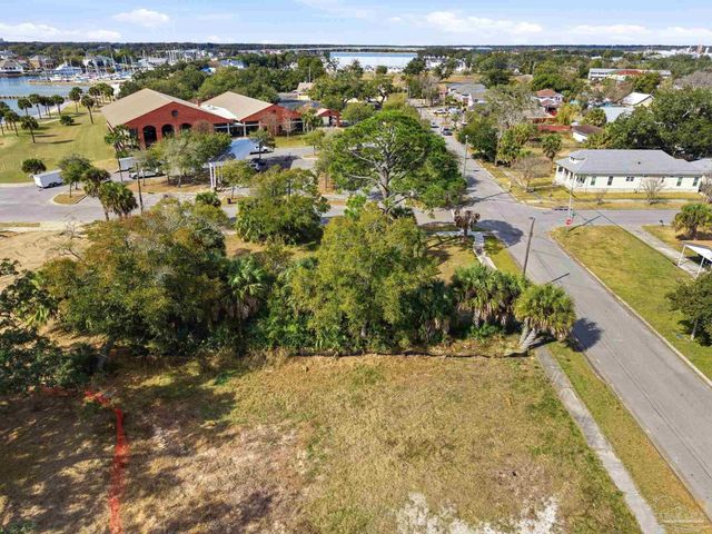 902 S I St, Pensacola, FL 32502