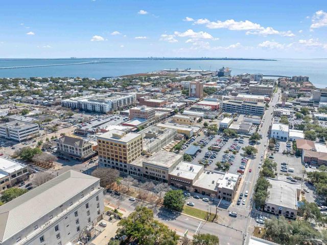 902 S I St, Pensacola, FL 32502