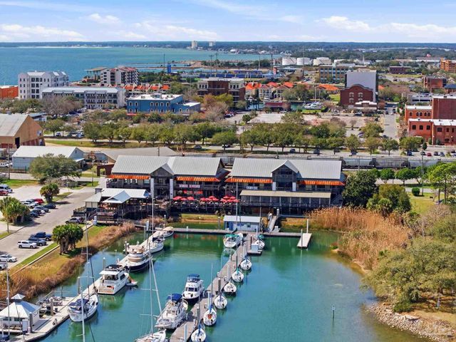 902 S I St, Pensacola, FL 32502