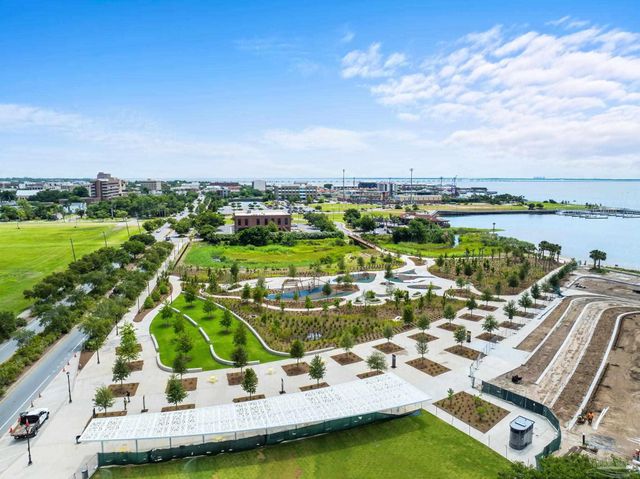 902 S I St, Pensacola, FL 32502