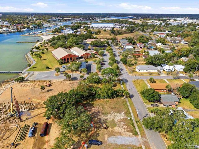 902 S I St, Pensacola, FL 32502