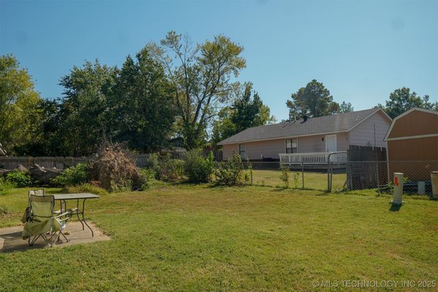 1003 E Maple Street, Fort Gibson, OK 74434
