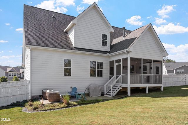1013 Goldfinch Nest Court, Wake Forest, NC 27587