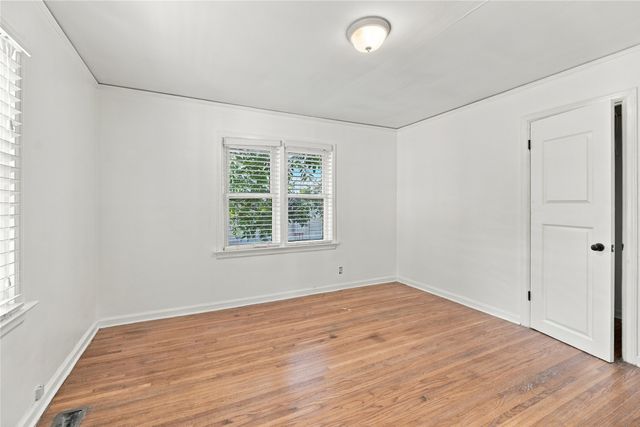 737 S Pittsburg Avenue, Tulsa, OK 74112