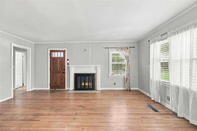 737 S Pittsburg Avenue, Tulsa, OK 74112