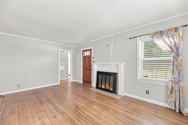 737 S Pittsburg Avenue, Tulsa, OK 74112