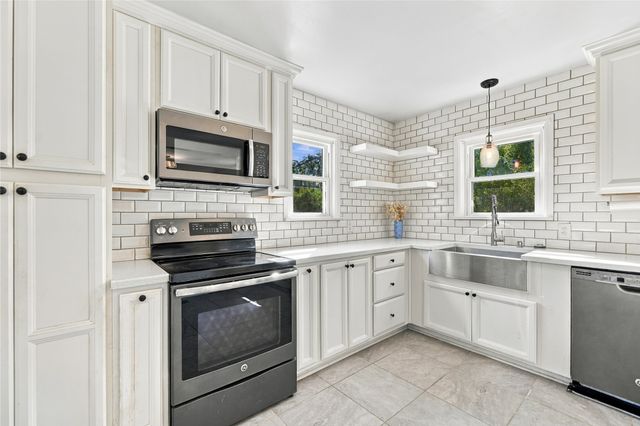 737 S Pittsburg Avenue, Tulsa, OK 74112
