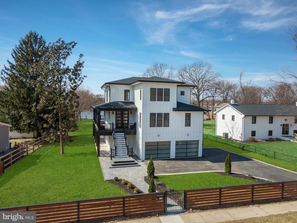718 S MARLYN AVENUE, Essex, MD 21221