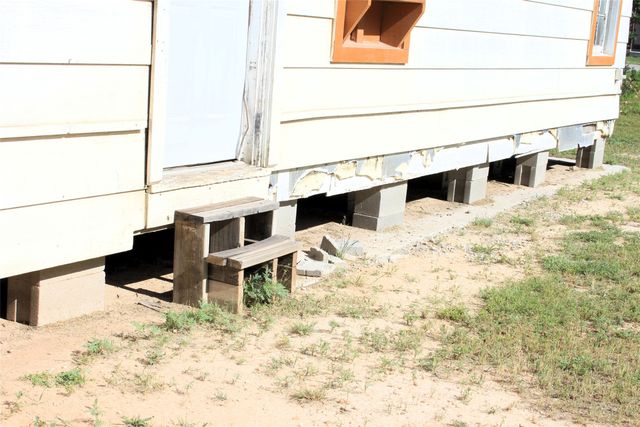 501 E Church Street, San Saba, TX 76877