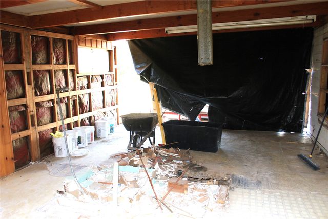 501 E Church Street, San Saba, TX 76877