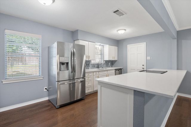 9923 Knoll Krest Drive, Dallas, TX 75238