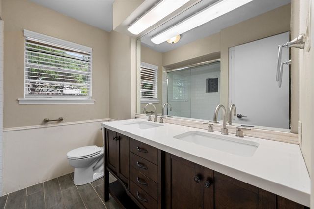 9923 Knoll Krest Drive, Dallas, TX 75238
