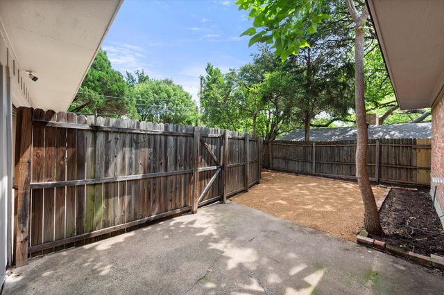 9923 Knoll Krest Drive, Dallas, TX 75238