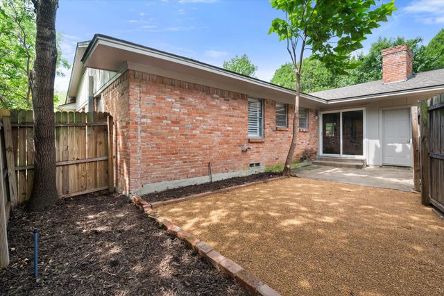 9923 Knoll Krest Drive, Dallas, TX 75238