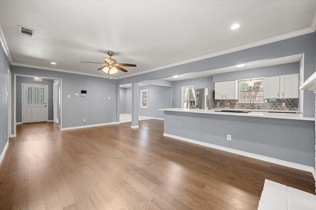 9923 Knoll Krest Drive, Dallas, TX 75238