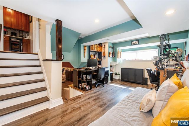 24 Lennon Place, Clifton, NJ 07013