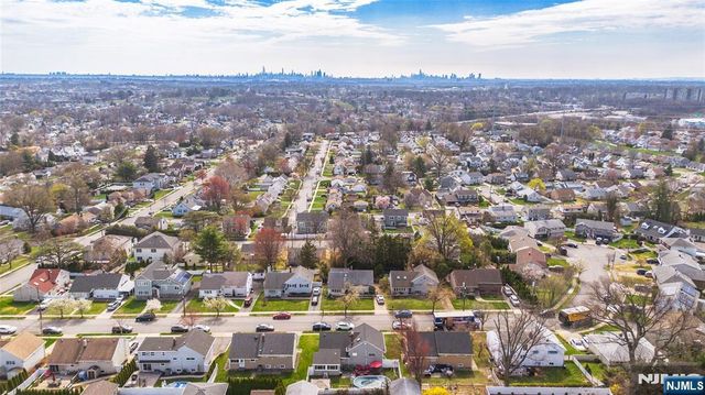 24 Lennon Place, Clifton, NJ 07013