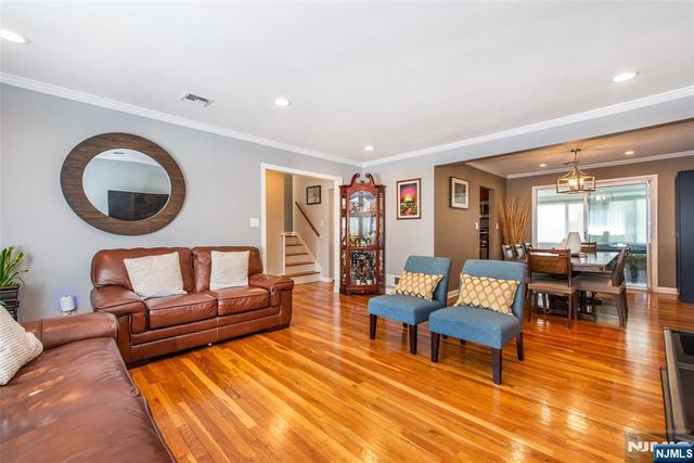 24 Lennon Place, Clifton, NJ 07013