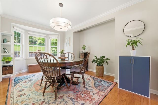 250 The Pines Dr., Scott Twp, PA 15243