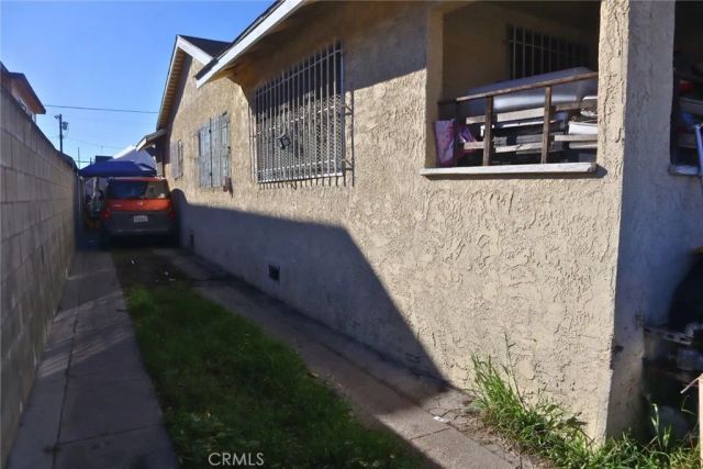 700 W 53rd, Los Angeles, CA 90037