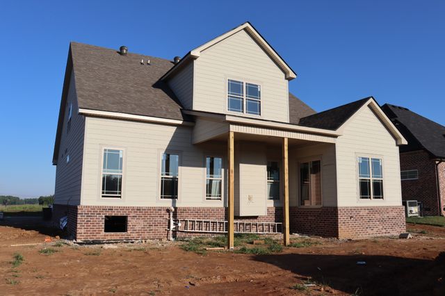 201 Harvest Moon Dr, Clarksville, TN 37043