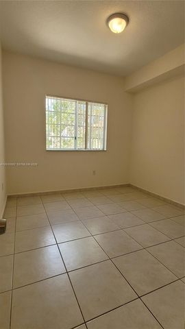 7280 NW 114th Ave 205-8, Doral, FL 33178