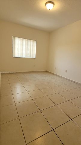 7280 NW 114th Ave 205-8, Doral, FL 33178