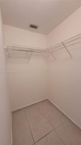 7280 NW 114th Ave 205-8, Doral, FL 33178