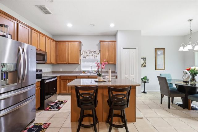 907 HACIENDA CIRCLE, Kissimmee, FL 34741