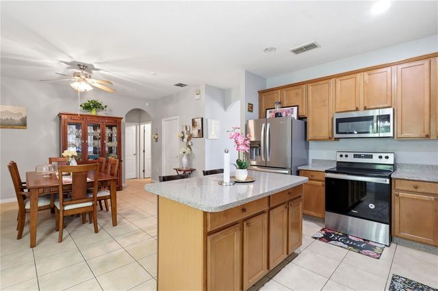 907 HACIENDA CIRCLE, Kissimmee, FL 34741