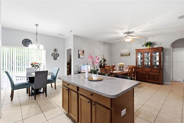 907 HACIENDA CIRCLE, Kissimmee, FL 34741