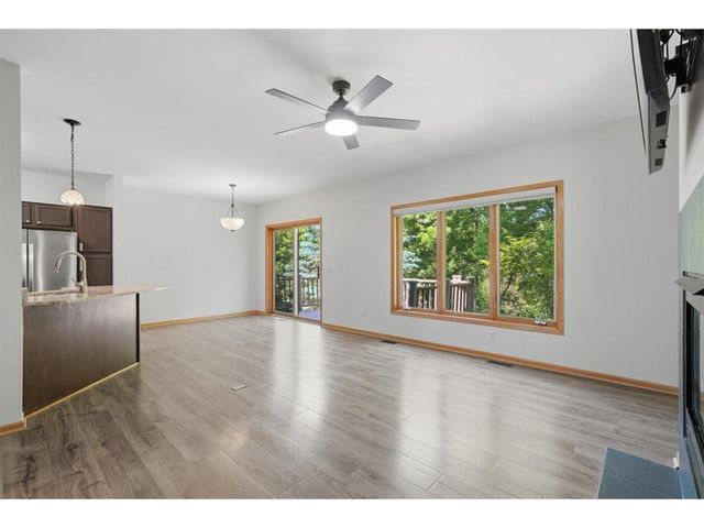 13 Cliff Ridge Court, Hudson, WI 54016