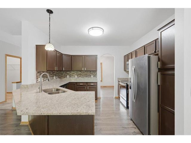 13 Cliff Ridge Court, Hudson, WI 54016
