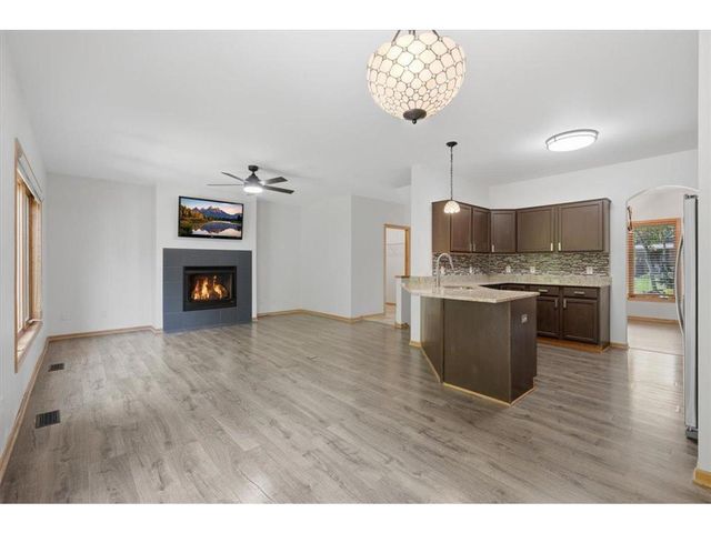 13 Cliff Ridge Court, Hudson, WI 54016