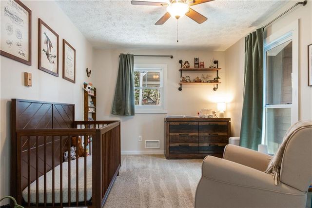 3828 Memorial Parkway NW, Kennesaw, GA 30152