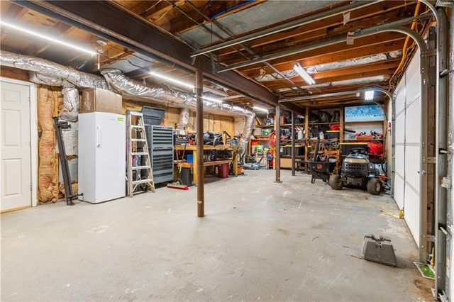 3828 Memorial Parkway NW, Kennesaw, GA 30152