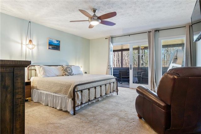 3828 Memorial Parkway NW, Kennesaw, GA 30152