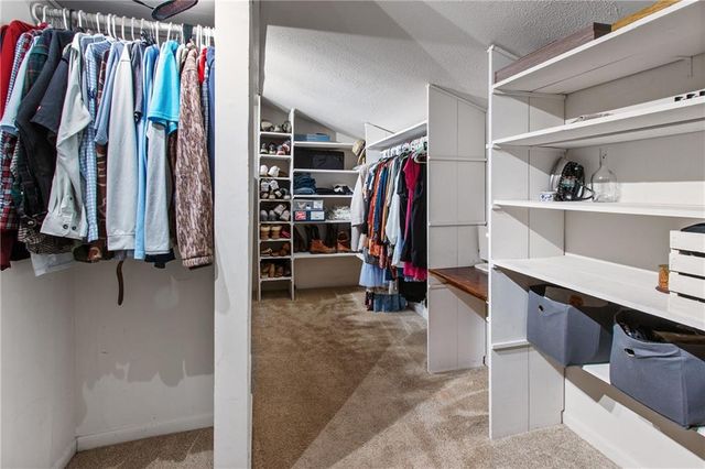 3828 Memorial Parkway NW, Kennesaw, GA 30152