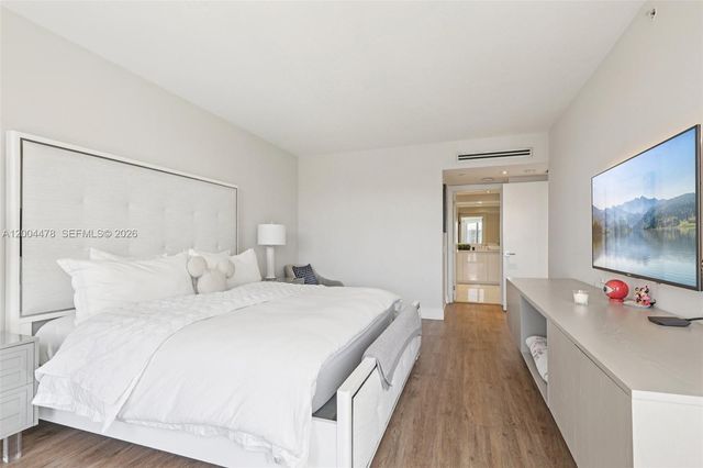 3640 Yacht Club Dr 1007, Aventura, FL 33180