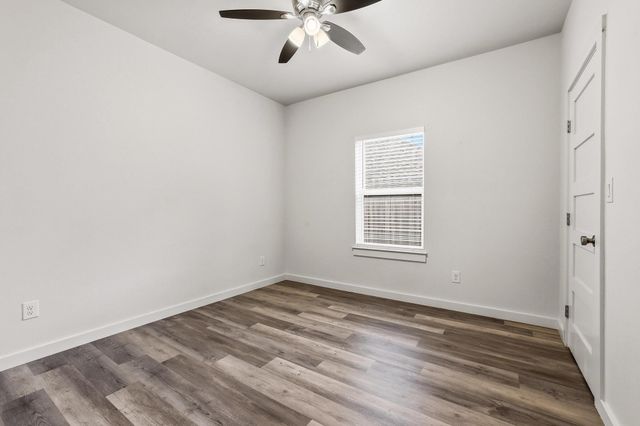 1221 W Johnson Street, Denison, TX 75020