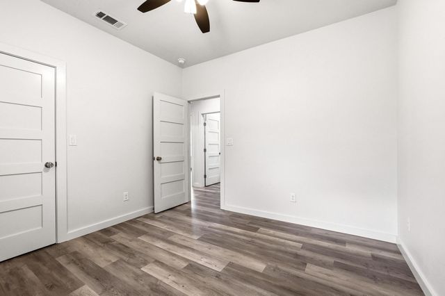 1221 W Johnson Street, Denison, TX 75020