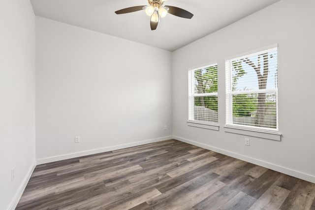 1221 W Johnson Street, Denison, TX 75020