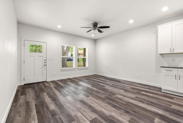 1221 W Johnson Street, Denison, TX 75020