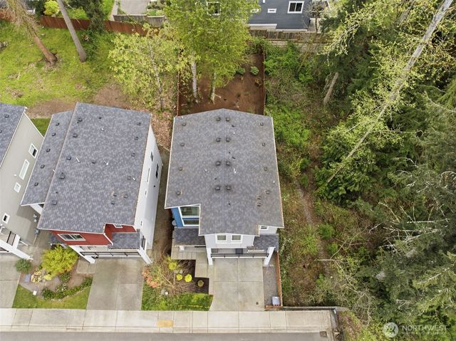 1050 NE 230th Avenue, Sammamish, WA 98074