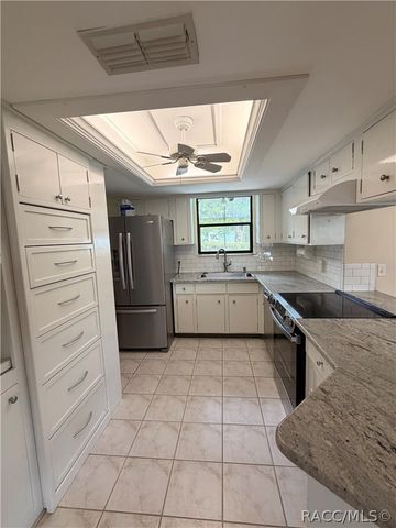 6110 W Cheryl Lane, Homosassa, FL 34446