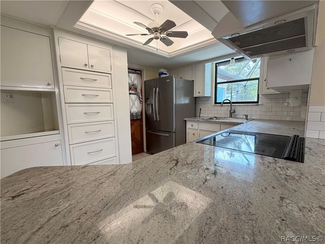 6110 W Cheryl Lane, Homosassa, FL 34446