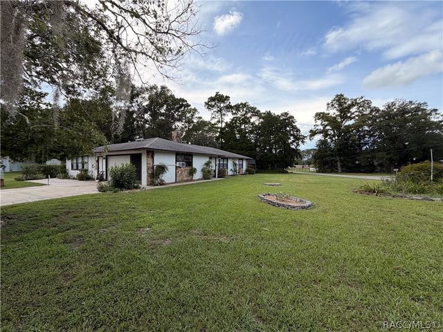 6110 W Cheryl Lane, Homosassa, FL 34446